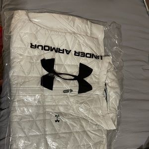 Never worn white ND vest